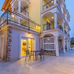 Palace Paulina *